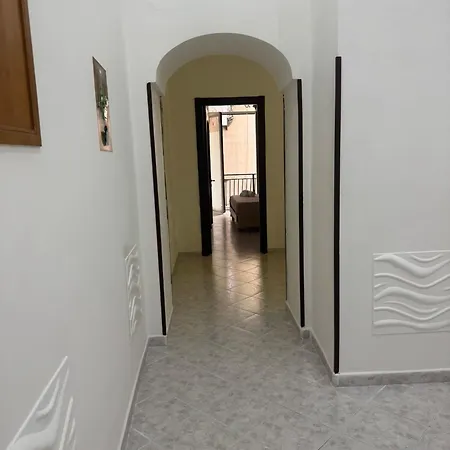 Apartament House Ginevra *