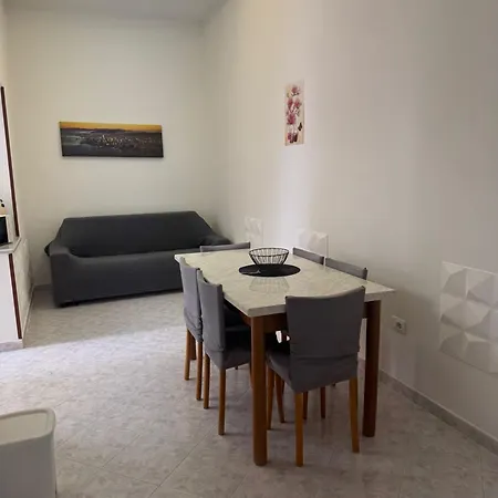 Apartament House Ginevra *